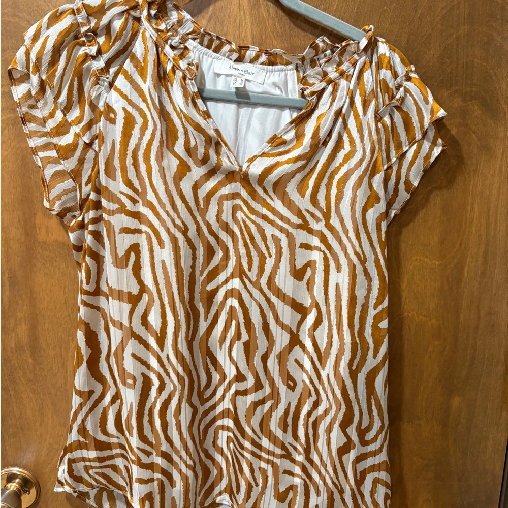 Chic Zebra Print Blouse in White and Brown